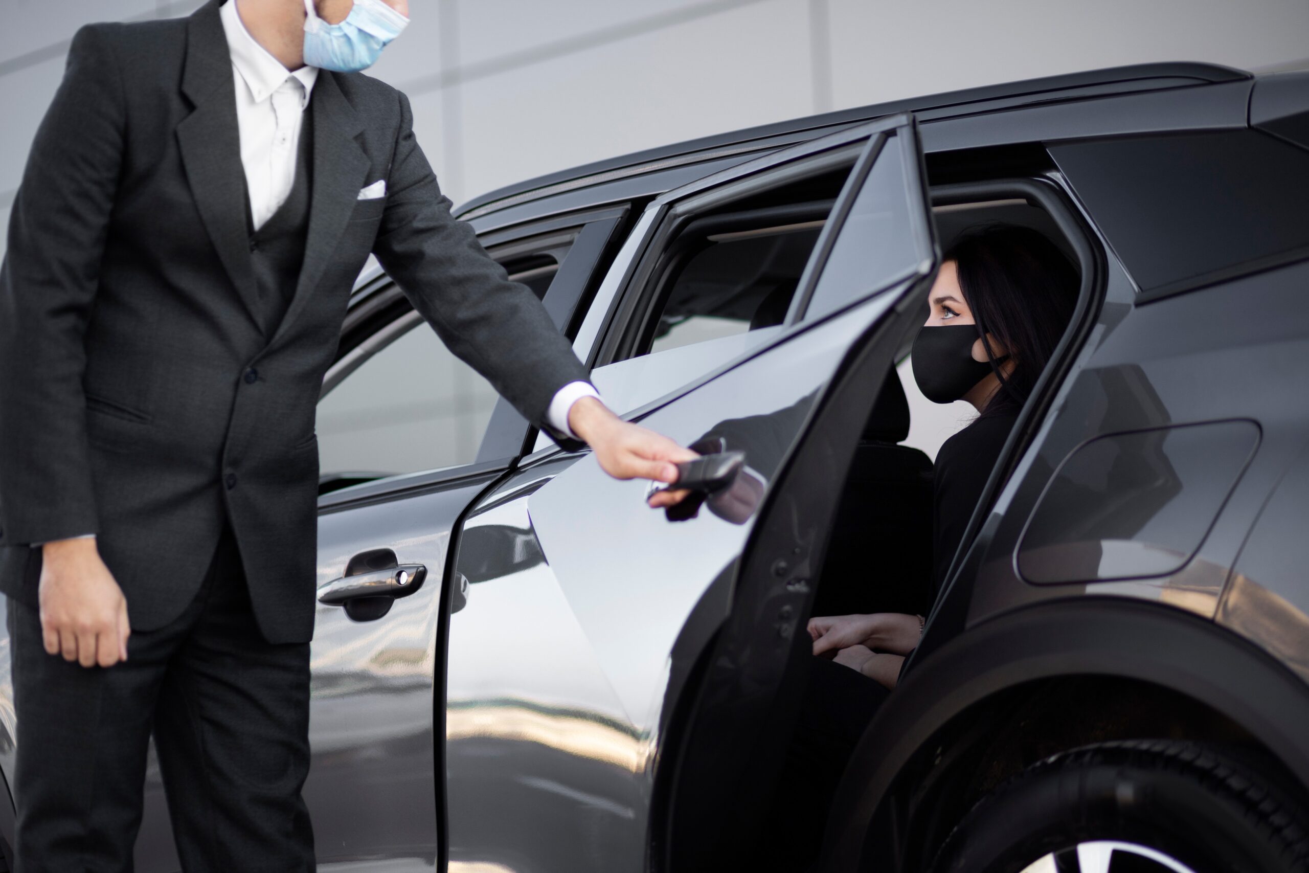weekly basis chauffeur services in Abu Dhabi