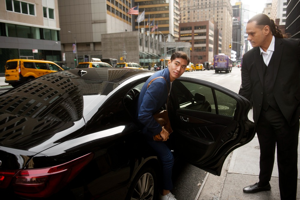 chauffeur service in UAE